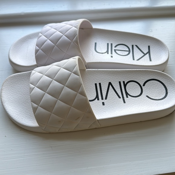 Calvin Klein Women's White Slide Sandals - Picture 4 of 4